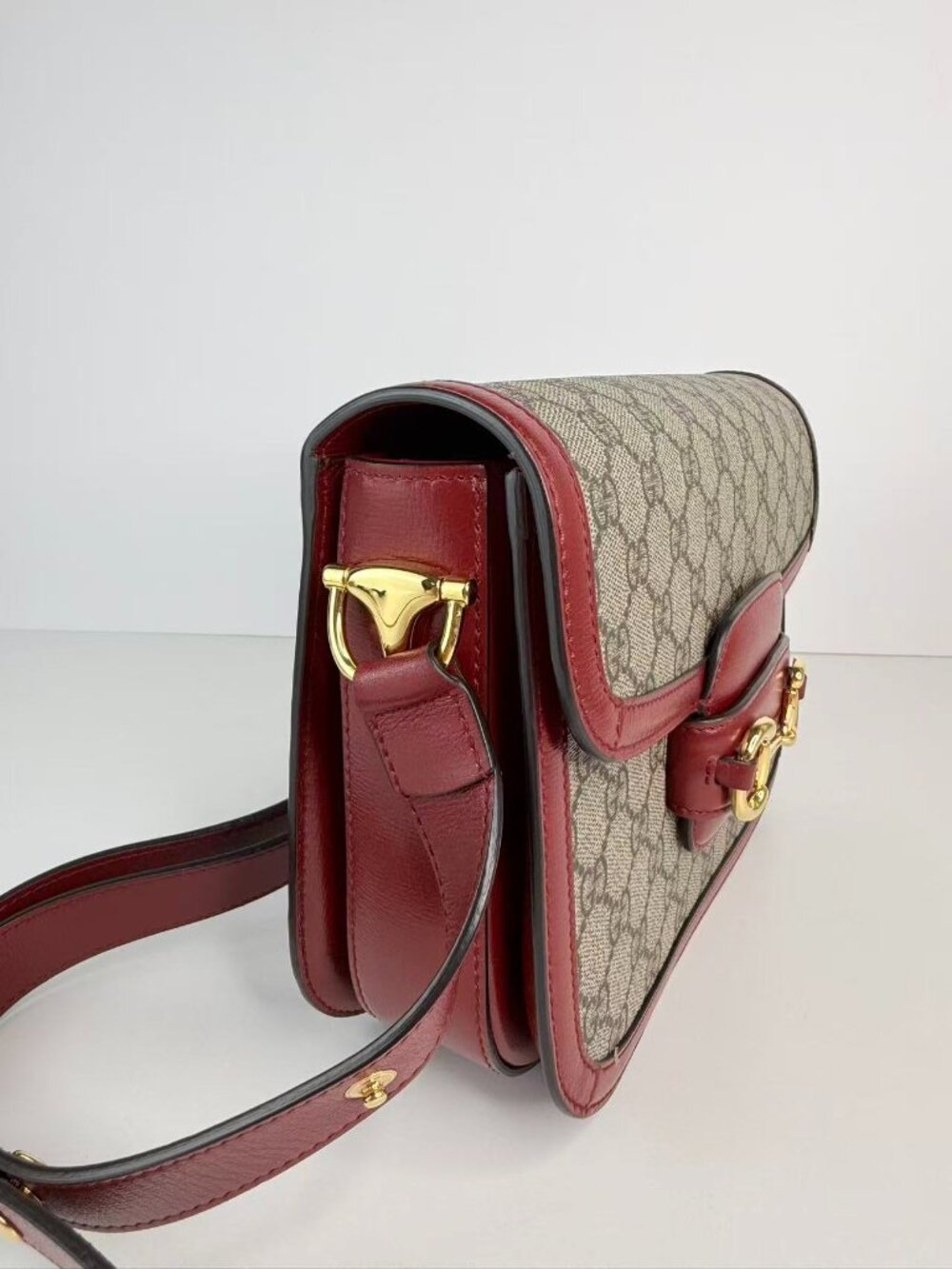 Gucci Horsebit 1955 Small GG Supreme Canvas Red Leather Shoulder Crossbody Bag - Picture 10 of 11